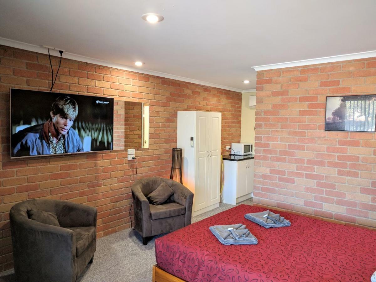 Travellers Inn Kaniva ภายนอก รูปภาพ