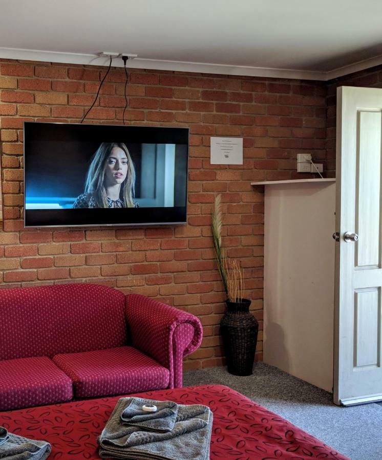 Travellers Inn Kaniva ภายนอก รูปภาพ