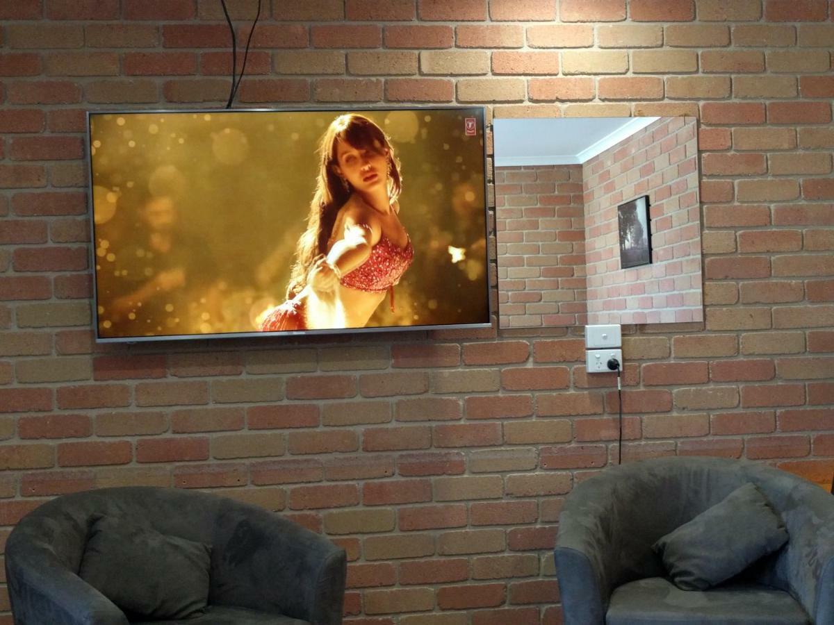 Travellers Inn Kaniva ภายนอก รูปภาพ