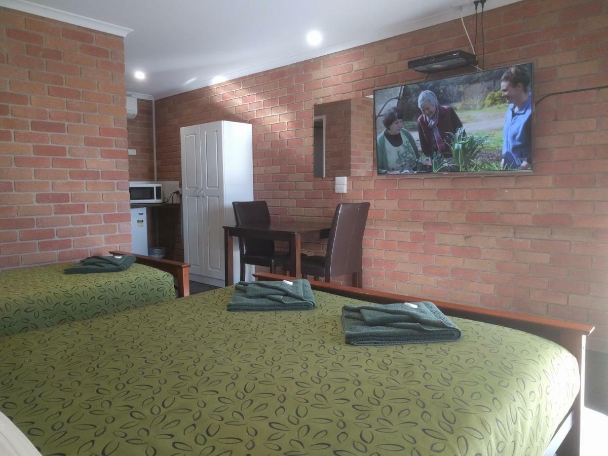 Travellers Inn Kaniva ภายนอก รูปภาพ