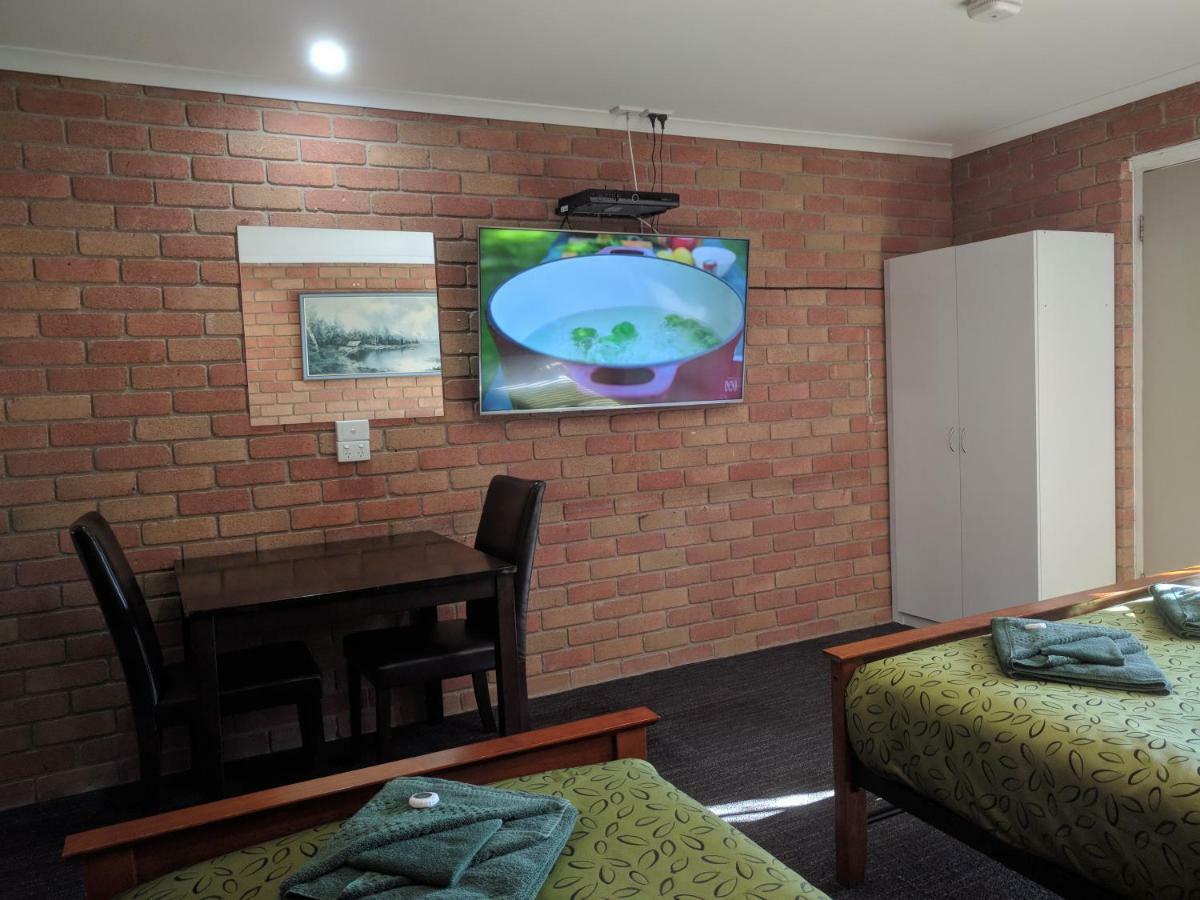Travellers Inn Kaniva ภายนอก รูปภาพ