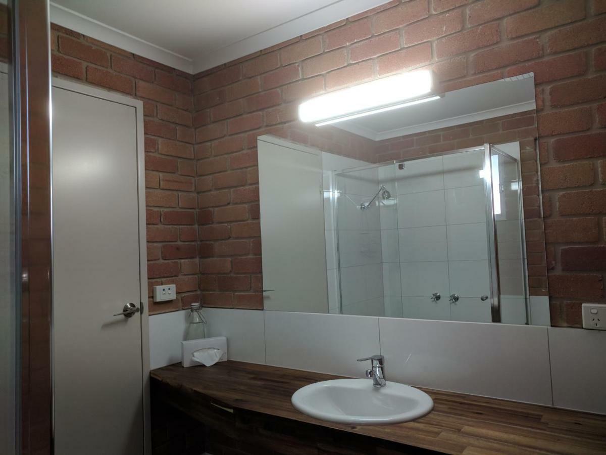 Travellers Inn Kaniva ภายนอก รูปภาพ