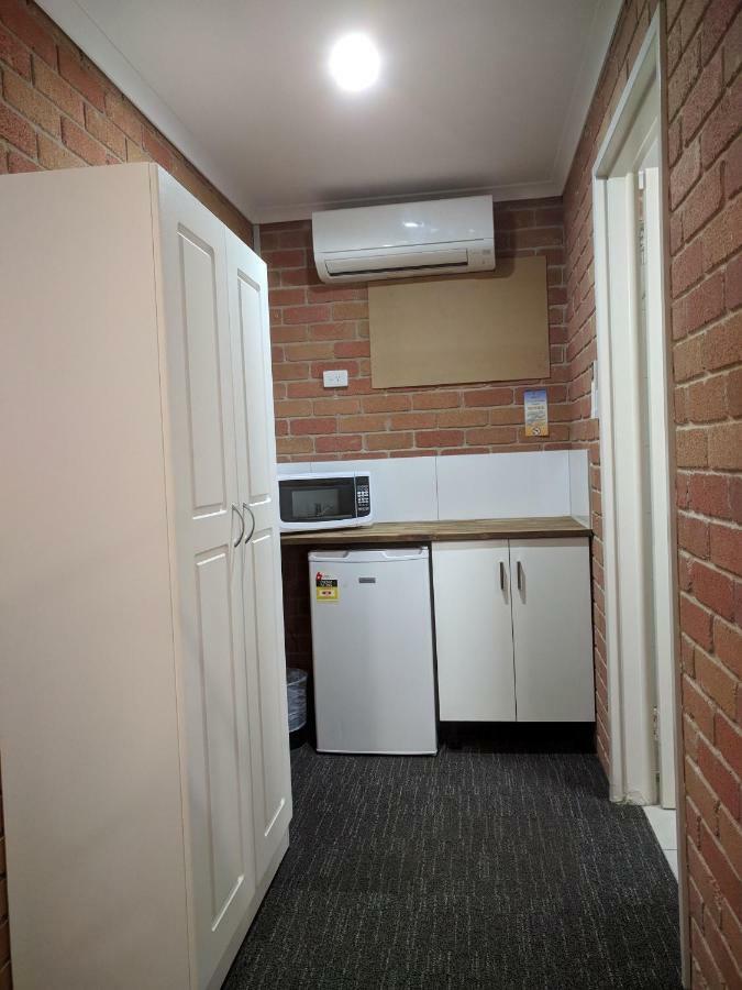 Travellers Inn Kaniva ภายนอก รูปภาพ