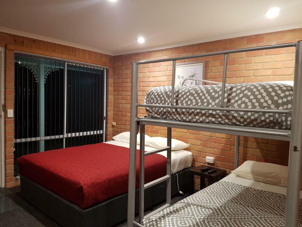 Travellers Inn Kaniva ภายนอก รูปภาพ