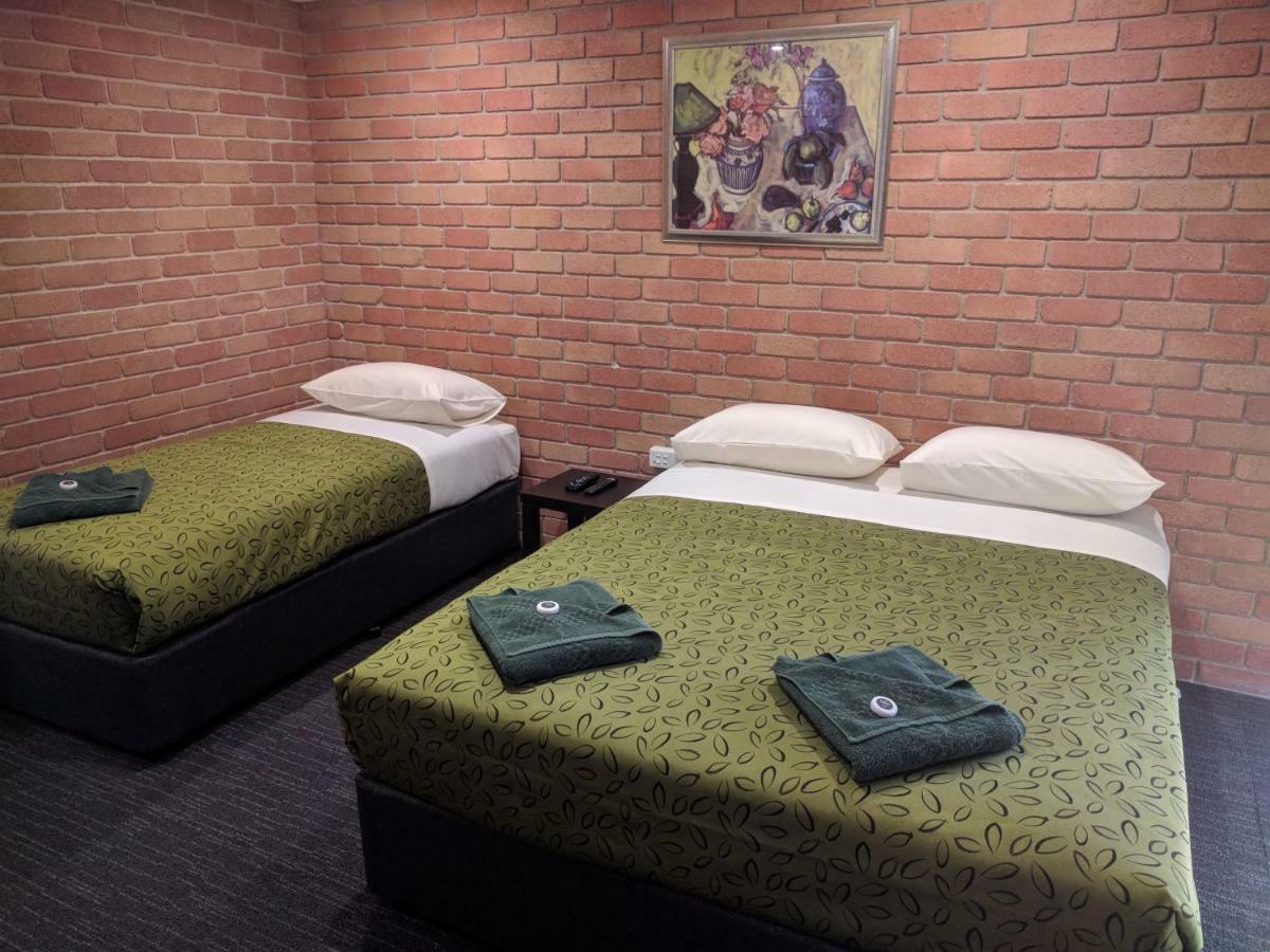 Travellers Inn Kaniva ภายนอก รูปภาพ