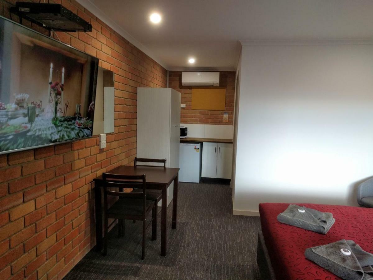 Travellers Inn Kaniva ภายนอก รูปภาพ