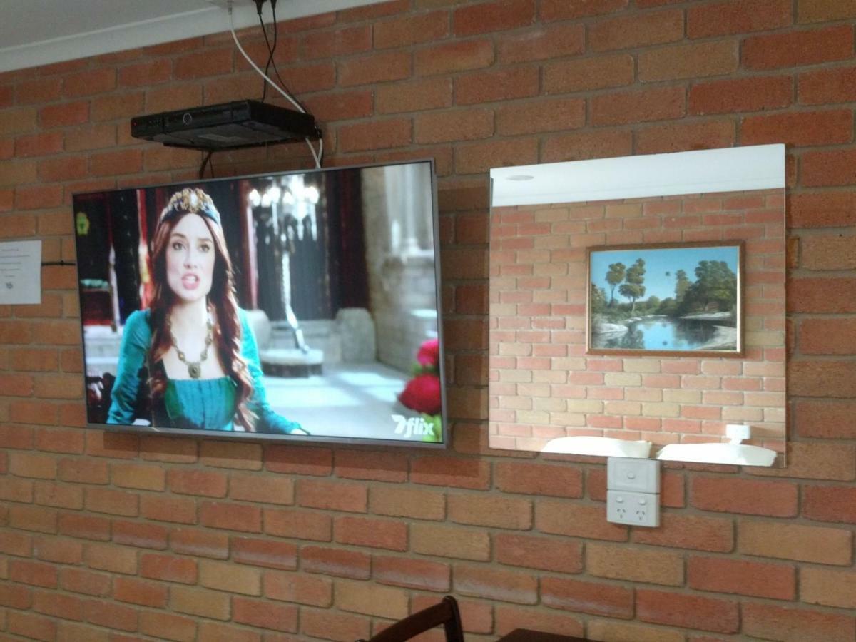 Travellers Inn Kaniva ภายนอก รูปภาพ